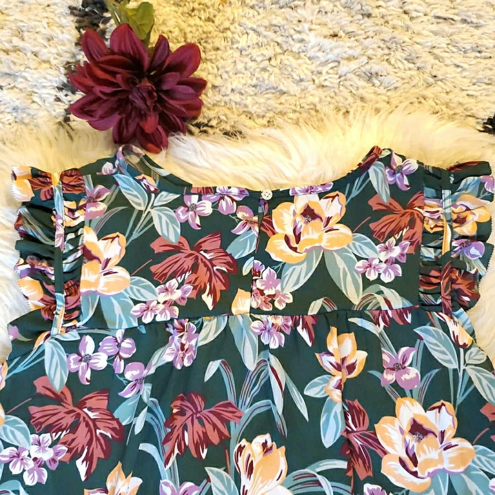 LOFT tropical floral drapey tank | L - Picture 9 of 9